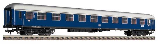 Express Passenger car 1st class type A4?m-61<br /><a href='images/pictures/Fleischmann/5601.jpg' target='_blank'>Full size image</a>
